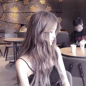 关于美女色色的非法网站
