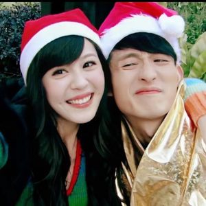 关于美女色色的非法网站
